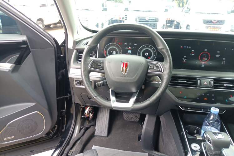 Used Hongqi HS5 2022 Revised Version 2.0T Smart Connect Flagship Edition Steering Wheel