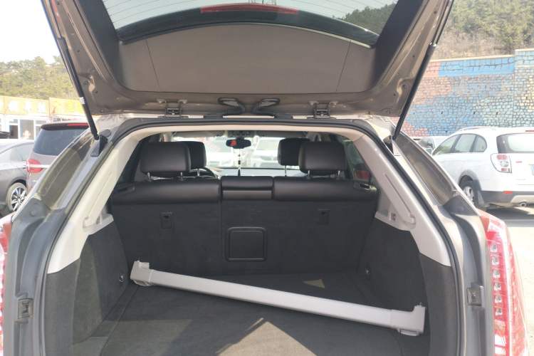 Used Cadillac SRX 2014 3.0L Comfort Model
