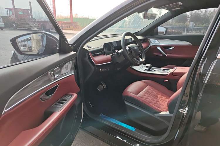 Used JETOUR X70 PLUS 2023 1.5T DCT Brave PLUS 5-Seater