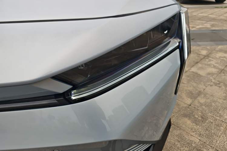 Used Honda e:NS2 2024 Light-Chasing Version Left Front Headlight