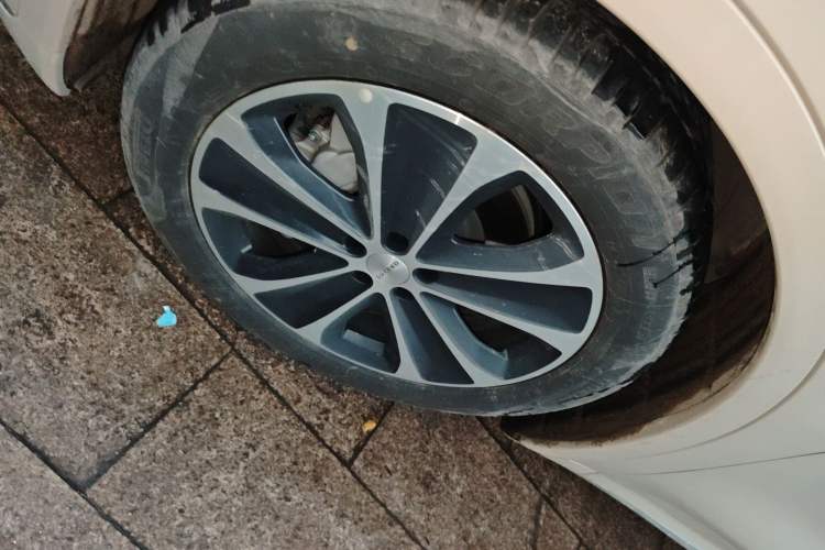 Used Hima Luxeed R7 2025 Range-Extended Version 251 km Max