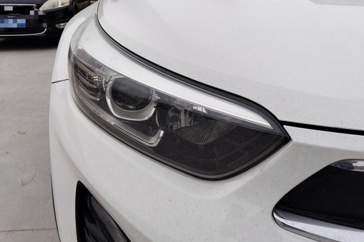 Used Kia kx1 Stonic 2019 1.4L Automatic Fun Edition China VI Right Front Headlight