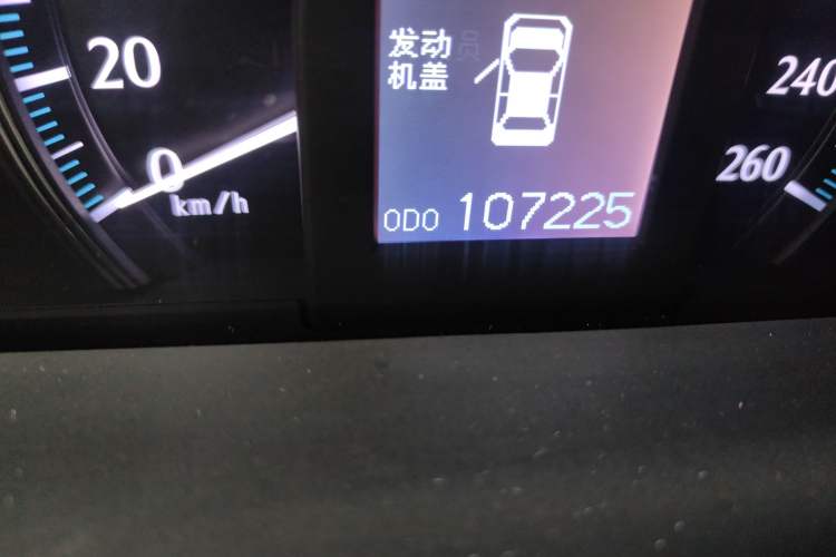 Used Toyota Crown 2012 2.5L Royal Saloon Deluxe Edition Odometer Close Up