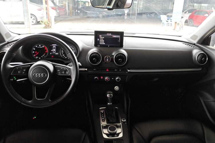 Used Audi A3 2020 Restyled Limousine 35 TFSI Ambition Version China VI