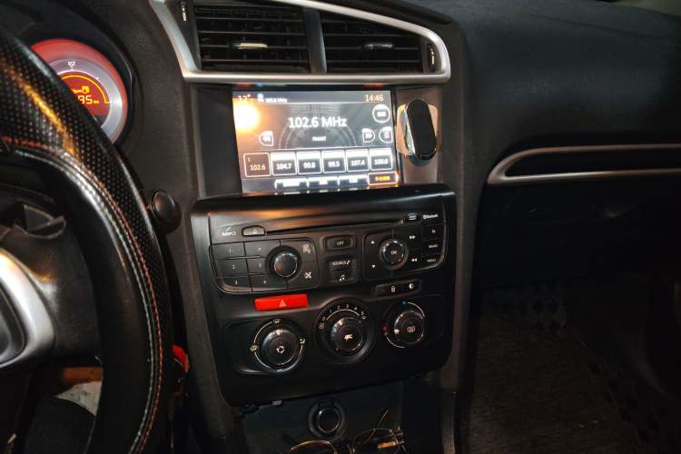 Used Citroen C4L 2014 1.8L Intelligent Drive Manual Enjoyment Model Audio And AC Panel