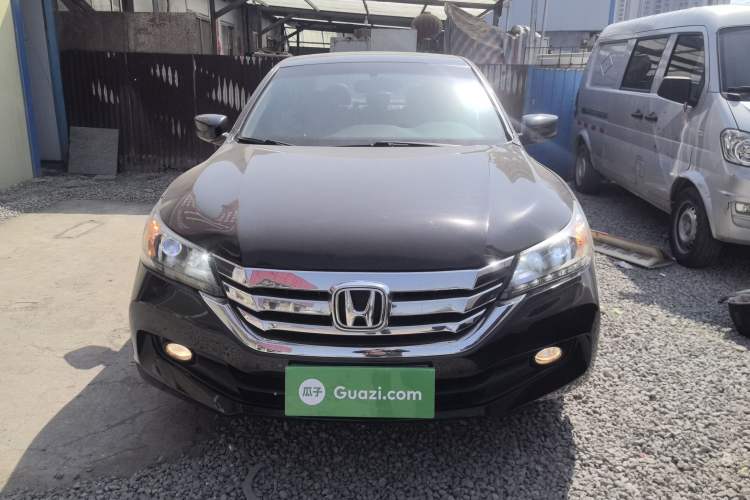 Used Honda Accord 2014 2.0L LX Comfort Edition Front