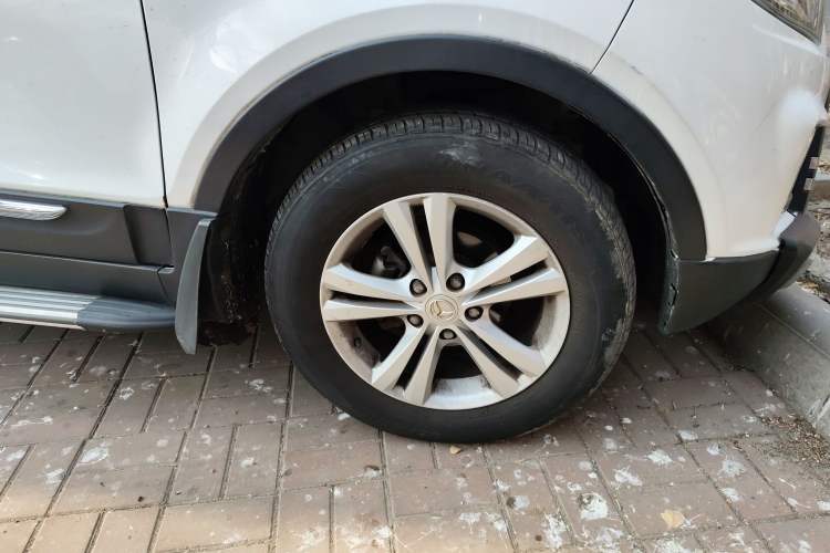 Used HYOSOW S3 2014 1.5L Luxury Version China IV Emission Standard
