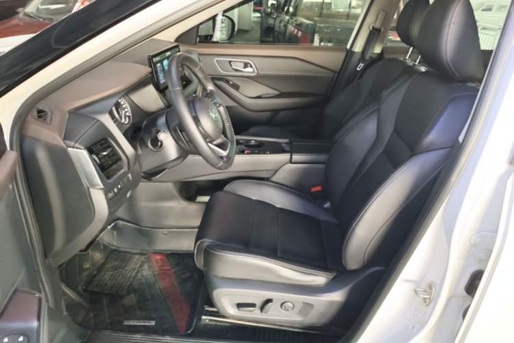 Used Nissan X-Trail 2021 VC-Turbo 300 CVT 2WD Luxury Edition Left Front Seat