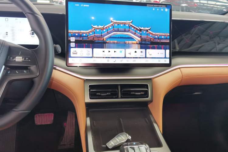 Used BYD Song L DM-i 2025 Intelligent Driving Version 160 km Beyond-Range Type