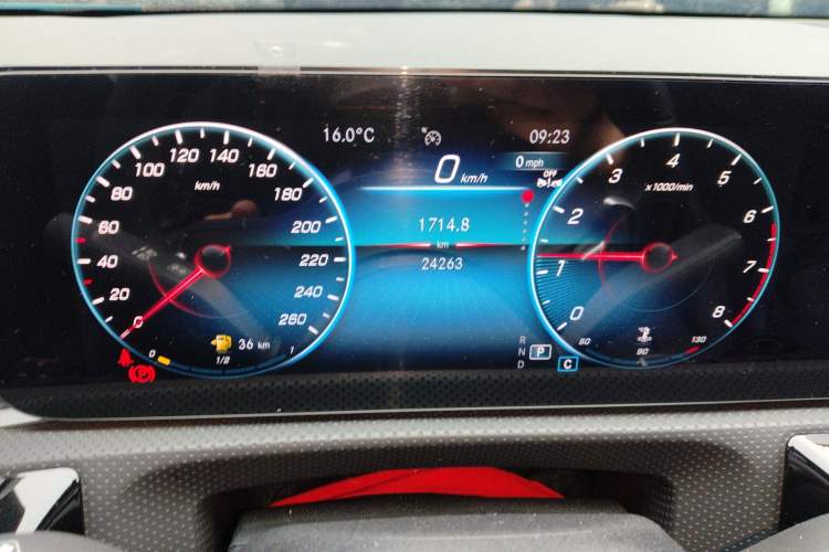Used Mercedes-Benz A-Class 2022 Revised Version A 200 L Sport Sedan Fashionable Style Instrument Cluster