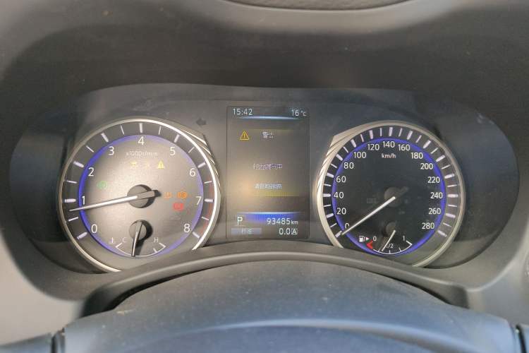 Used Infiniti Q50L 2015 2.0T Enjoyment Edition
