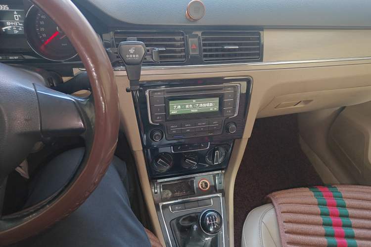 Used Volkswagen Bora 2013 1.6L Manual Comfort Model
