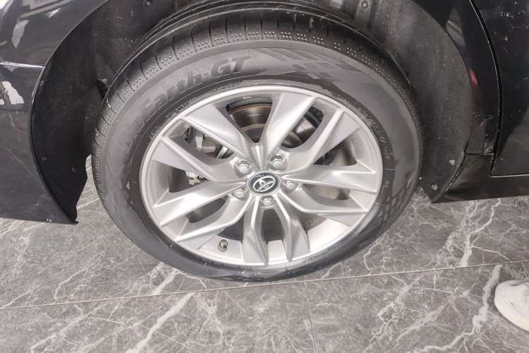 Used Toyota Avalon 2019 2.0L Luxury Edition China VI Standard
