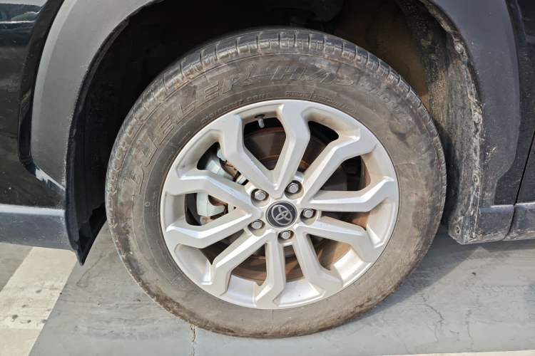 Used Toyota FRONTLANDER 2024 2.0L CVT Leading Edition