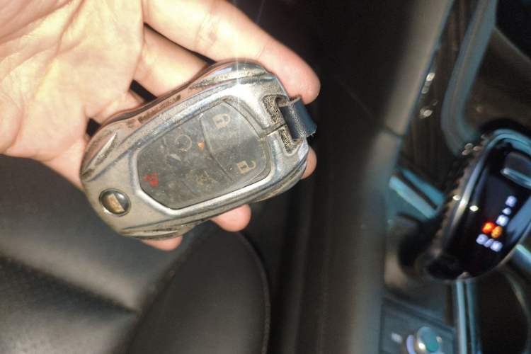 Used Cadillac XT5 2021 28T Luxury Model Vehicle Key