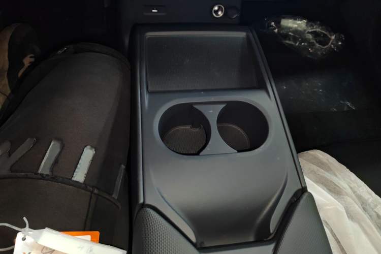 Used Hongqi E-QM5 2025 500km Range Commuter Version