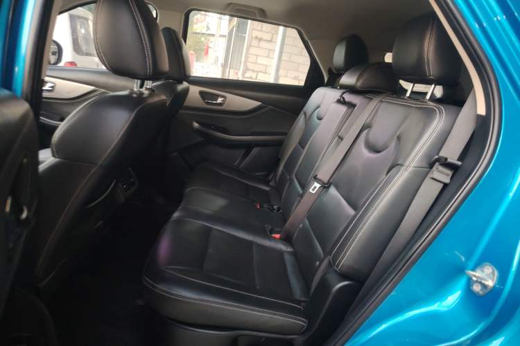 Used Dongfeng Fengon S560 2019 1.8L CVT Elite Model