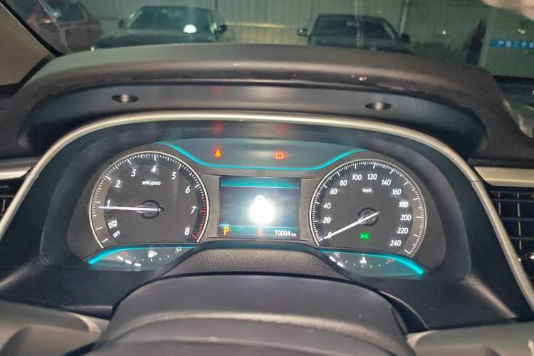 Used Buick GT 2018 15T Dual-Clutch Elite Model China V Standard Instrument Cluster