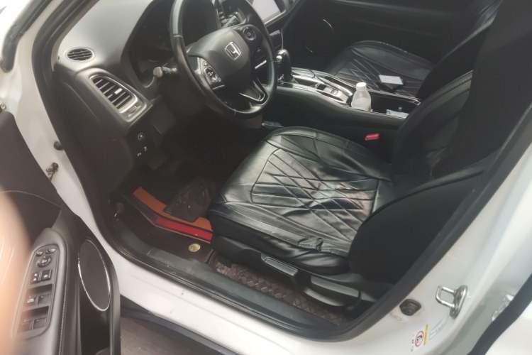 Used Honda Vezel 2015 1.8L CVT 2WD Luxury Model Driver Seat