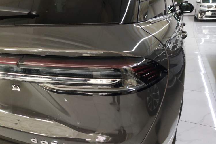 Used Lincoln Corsair 2023 2.0T Two-Wheel Drive Luxury Edition