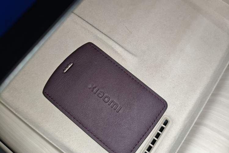 Used Xiaomi Auto SU7 2024 Rear-Drive Long-Range Intelligent Driving Version Vehicle Key