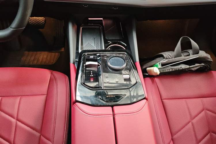 Used BMW i5 2024 eDrive 35L M Sport Package Gear Lever