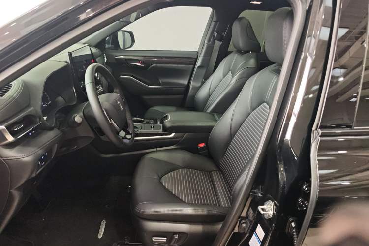 Used Toyota Crown Kluger 2021 2.5L HEV Four-Wheel Drive Premium Edition Left Front Seat