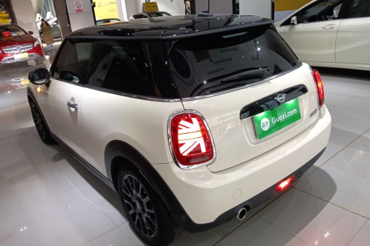 Used MINI 2019 1.5T COOPER Classic Edition Rear Left 45 Deg