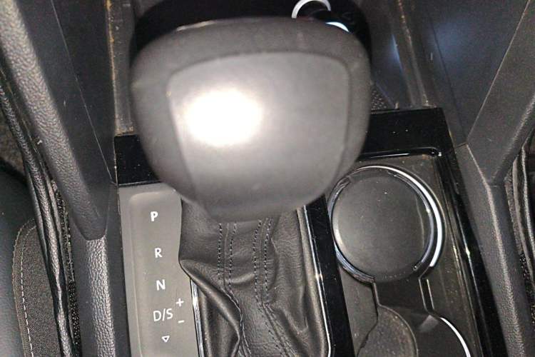 Used Volkswagen Teramont 2019 330TSI Two-Wheel-Drive Luxury Edition China VI Standard
