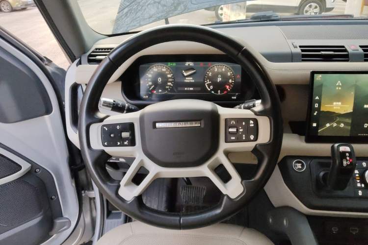 Used Land Rover Defender 2022 90 3.0T P400 XS Steering Wheel