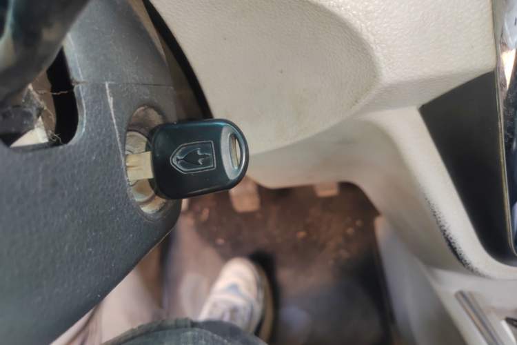 Used Jinbei New Hiace X30L 2021 1.5L Wealth Edition Bus Non-Air-Conditioned China VI Standard SWC15M