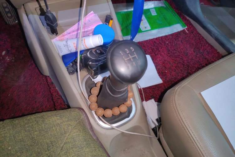 Used Venucia R50 2013 1.6L Manual Luxury Edition