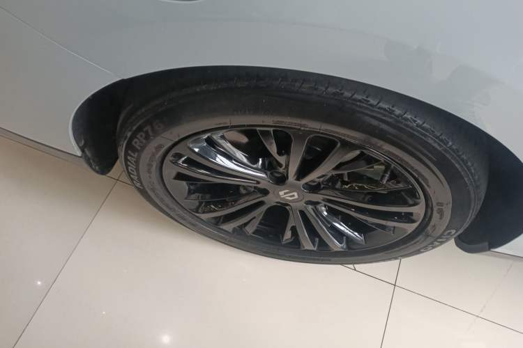 Used Leapmotor C01 2022 Rear-Drive Long-Range Version Right Rear Wheel Hub