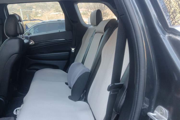 Used Jeep Grand Cherokee 2011 3.6L Comfort Edition
