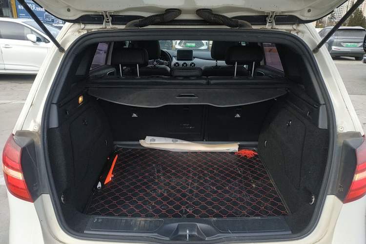 Used Mercedes-Benz B-Class 2015 B 200 Fashion Model