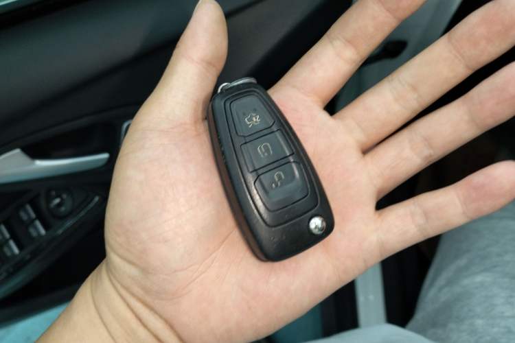 Used Ford Focus 2017 Hatchback EcoBoost 180 Automatic Elite Model Interior 1