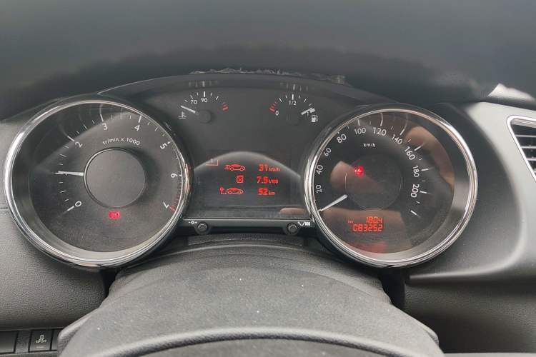 Used Peugeot 3008 2013 2.0L Manual Classic Edition