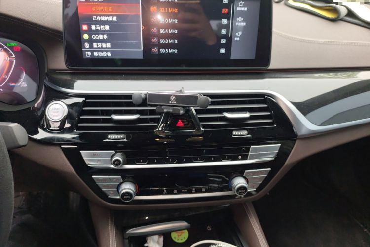 Used BMW 5 Series 2022 Restyled 525Li M Sport Package
