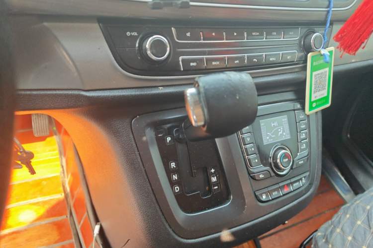 Used SAIC MAXUS G10 2019 PLUS 2.0T Automatic Elite Edition China VI Standard
