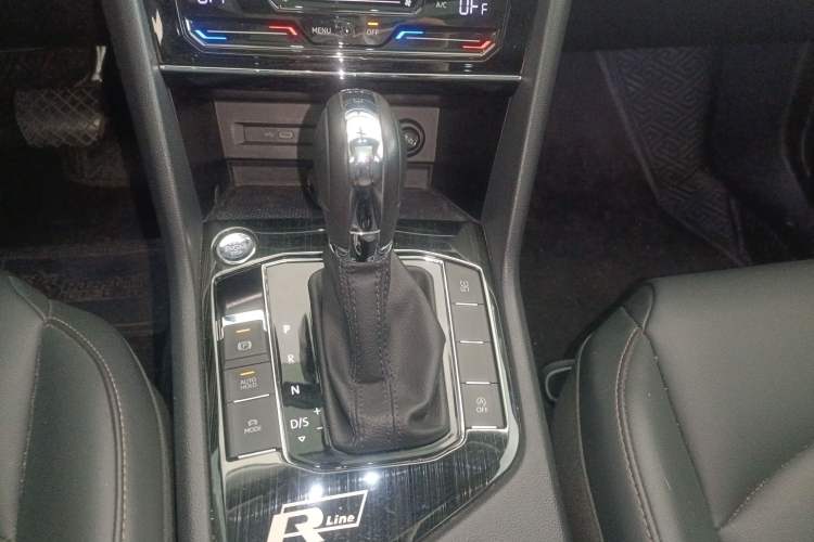 Used Volkswagen Tharu 2021 280TSI Two-Wheel-Drive Luxury Edition