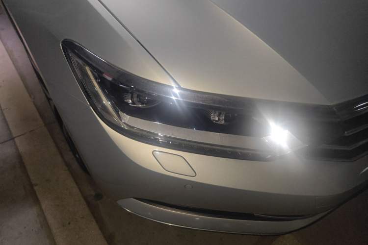 Used Volkswagen Magotan 2018 380TSI DSG Prestige Model
