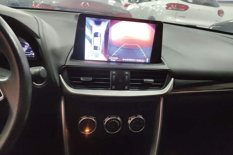 Used Mazda CX-4 2018 2.0L Automatic Two-Wheel Drive Blue Sky Dynamic Version China V Standard
