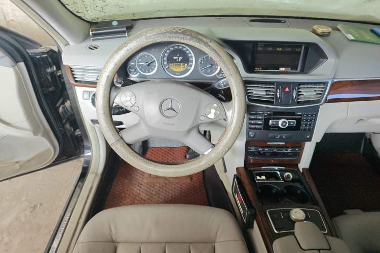 Used Mercedes-Benz E-Class 2012 E 300 L Elegant Model
