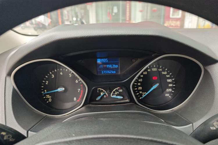 Used Ford Focus 2015 Sedan 1.6L Automatic Comfort Model Instrument Cluster