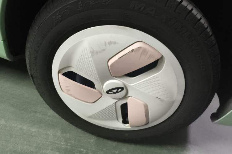 Used Chery QQ Ice Cream 2022 170km Sundae Ternary Lithium
