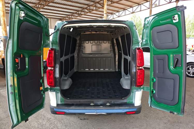 Used BAIC Changhe EV5 2019 210KM range version
