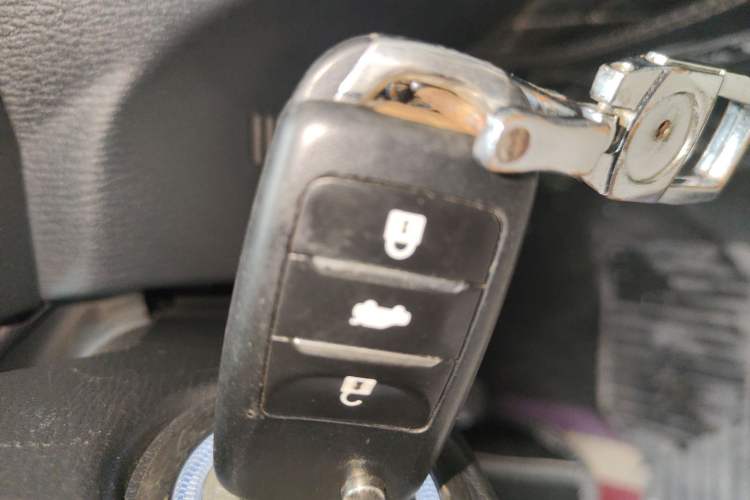 Used Changan Alsvin V7 2016 1.6L Manual Joyride Model China V Standard