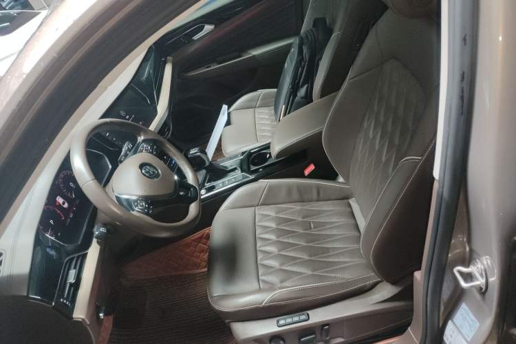 Used Volkswagen Passat 2020 330TSI Luxury Edition China VI
