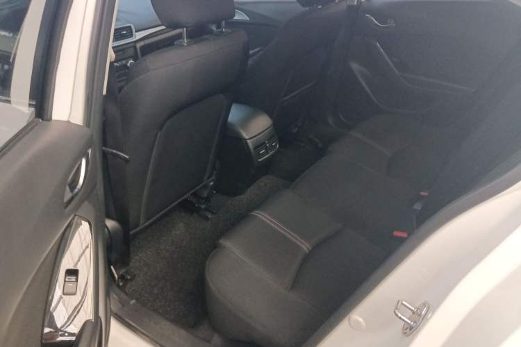 Used Mazda Mazda 3 Axela 2017 Sedan 1.5L Automatic Luxury Model Emission Standard China V
