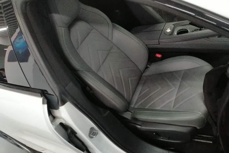 Used Zeekr 001 2022 Ultra-Long Range Dual-Motor YOU Version Right Front Seat